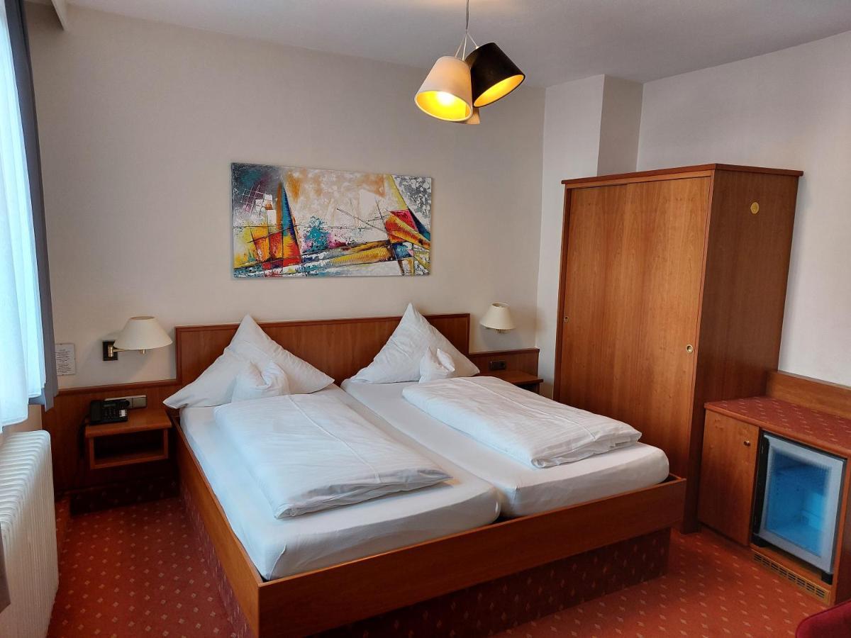 Hotel Garni "Brauerei Keller" Miltenberg Kültér fotó